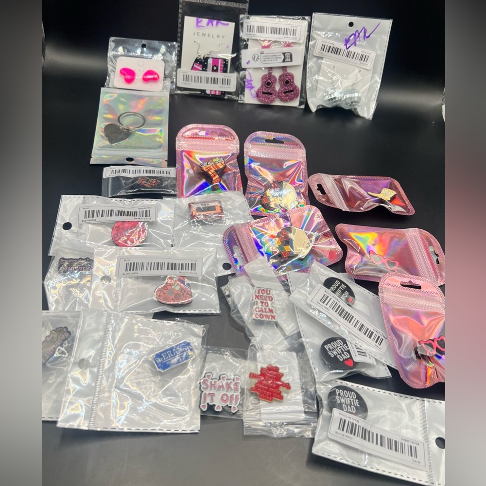 Eras,Swift,Taylor-Assorted Enamel Pins,EarRings,& Key chain Collection-Lot of 24